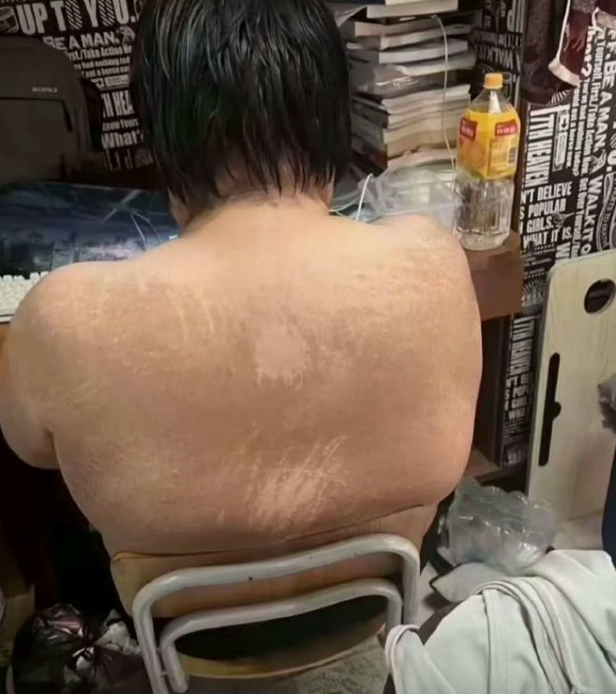 这样的室友，怎么办？太埋汰了！