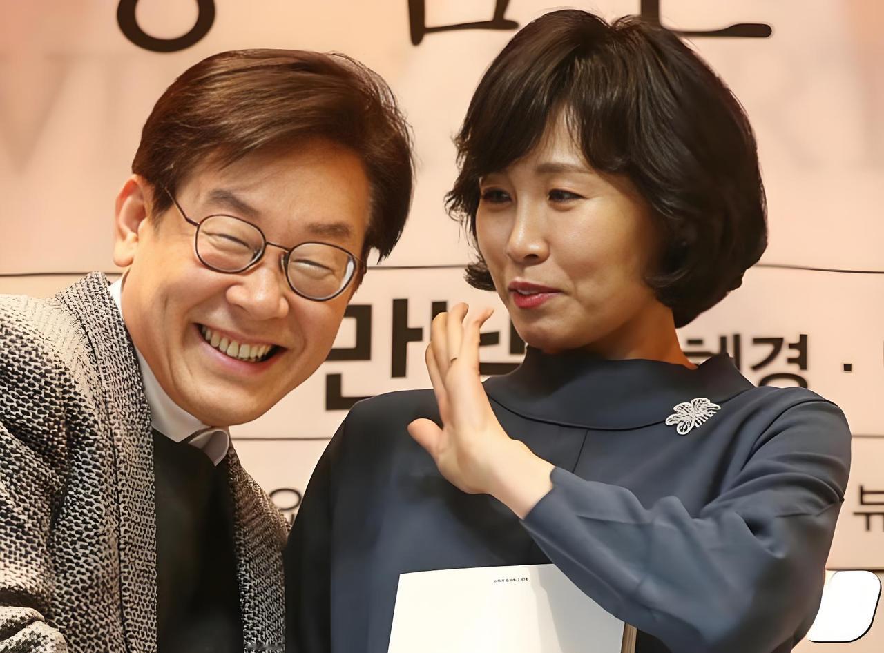 支持率冲破60%大关！李在明这波“涨势”到底靠什么赢下民心？当地时间3月16