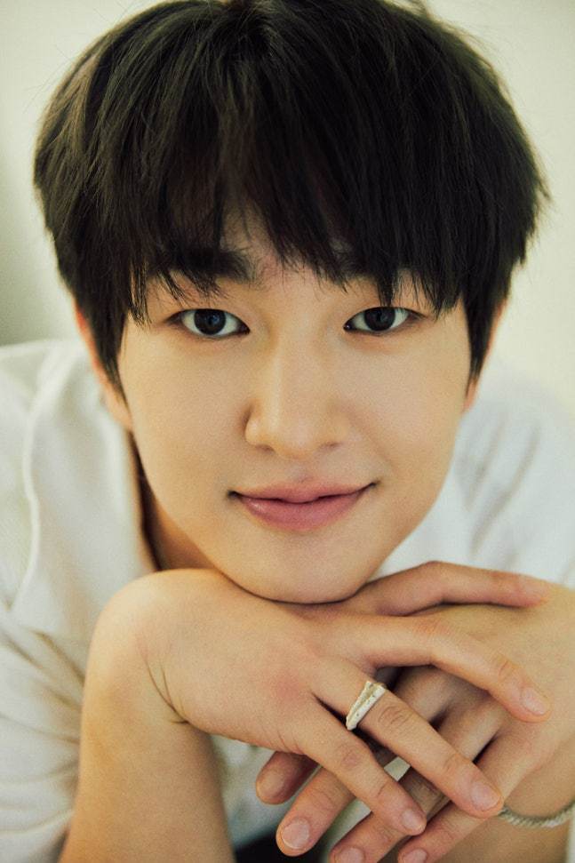 曝SHINee温流曾给注射阿姨留言据韩媒，近日，随着朴娜莱卷入的“注射阿姨”