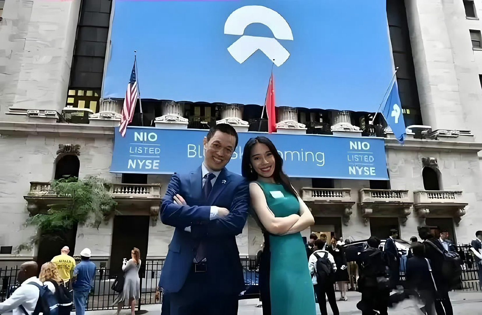 李斌的简历，不要太牛！出身安徽农村，小时家里放牛。高中玩游戏，偷学编程改良游戏，以县里文科状元考进北