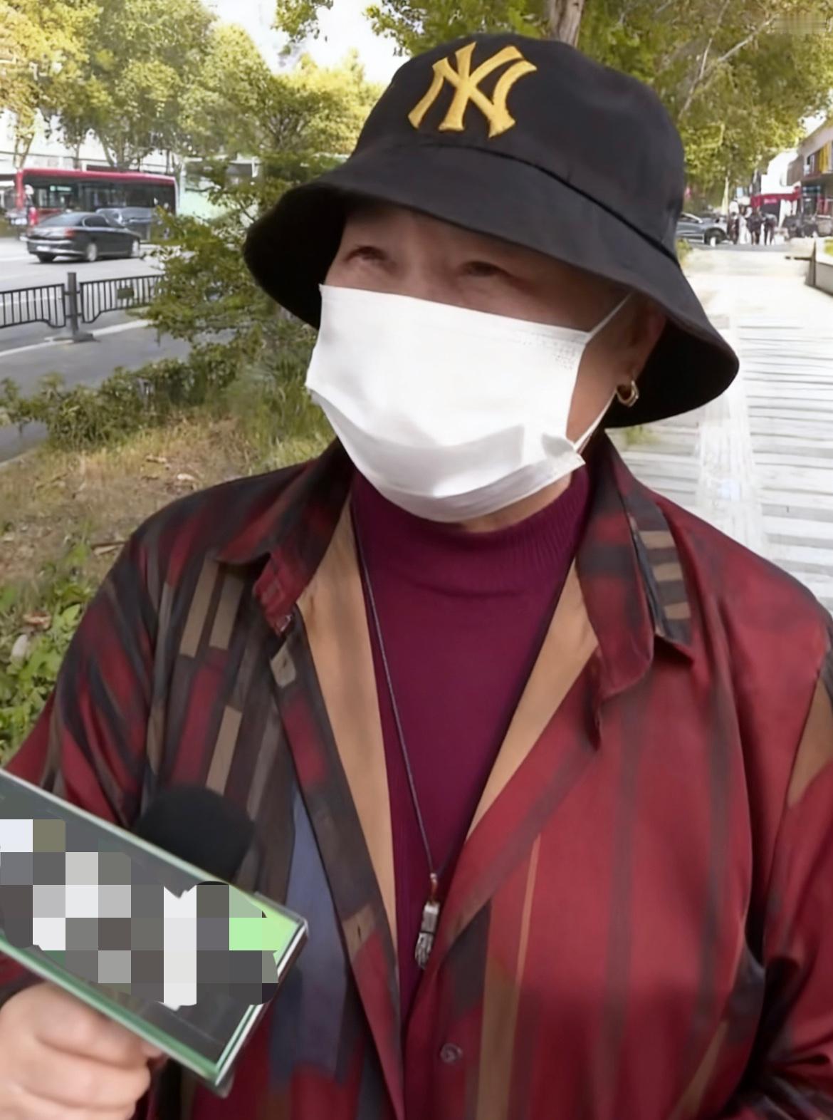 “我不缺钱，丢了都不心疼，但是不能骗孩子！”郑州10岁孩子竟偷卖姥姥13克黄金吊
