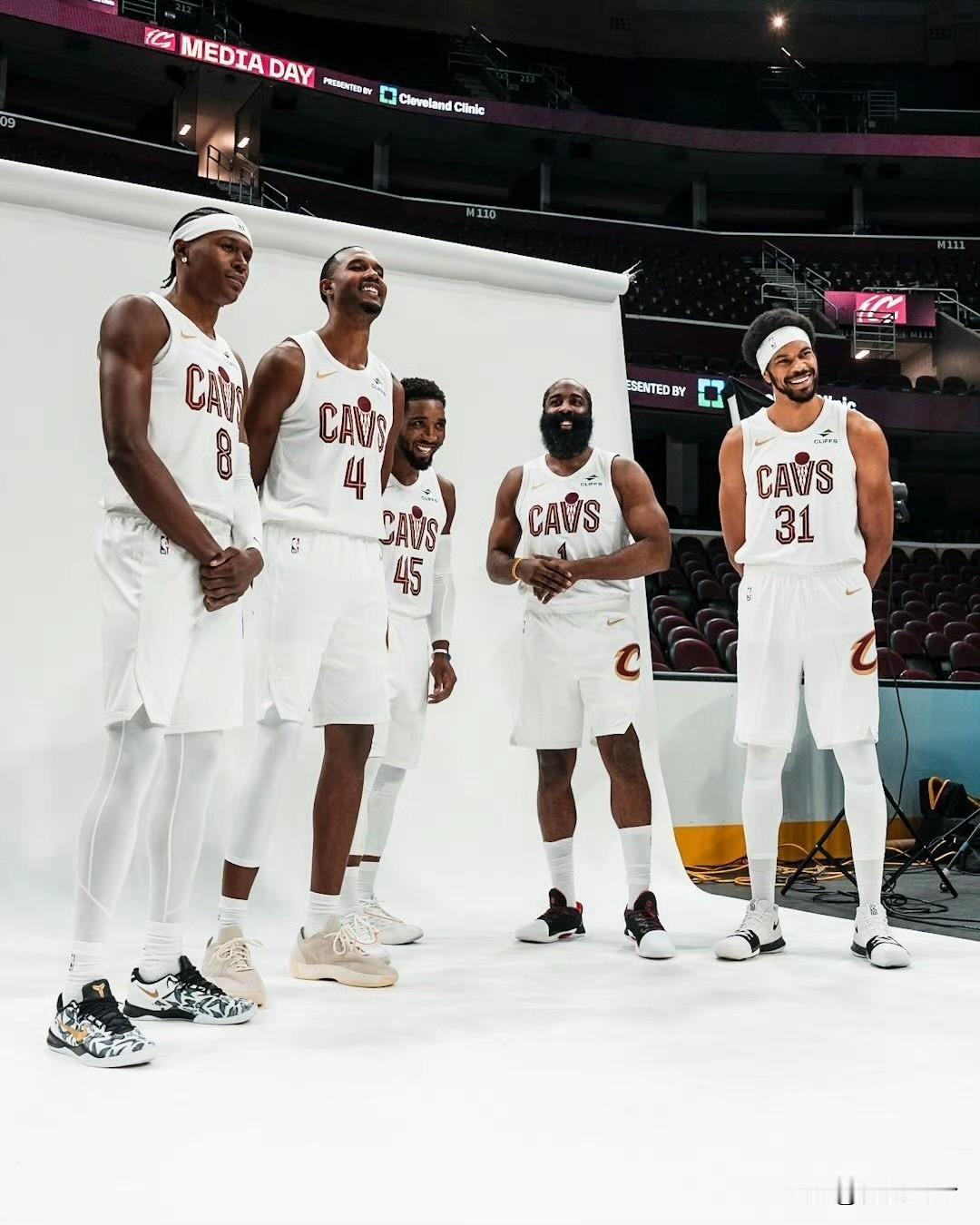 NBA新赛季30支球队巡礼【东部·中部赛区】6.克利夫兰骑士米切尔+哈登，全