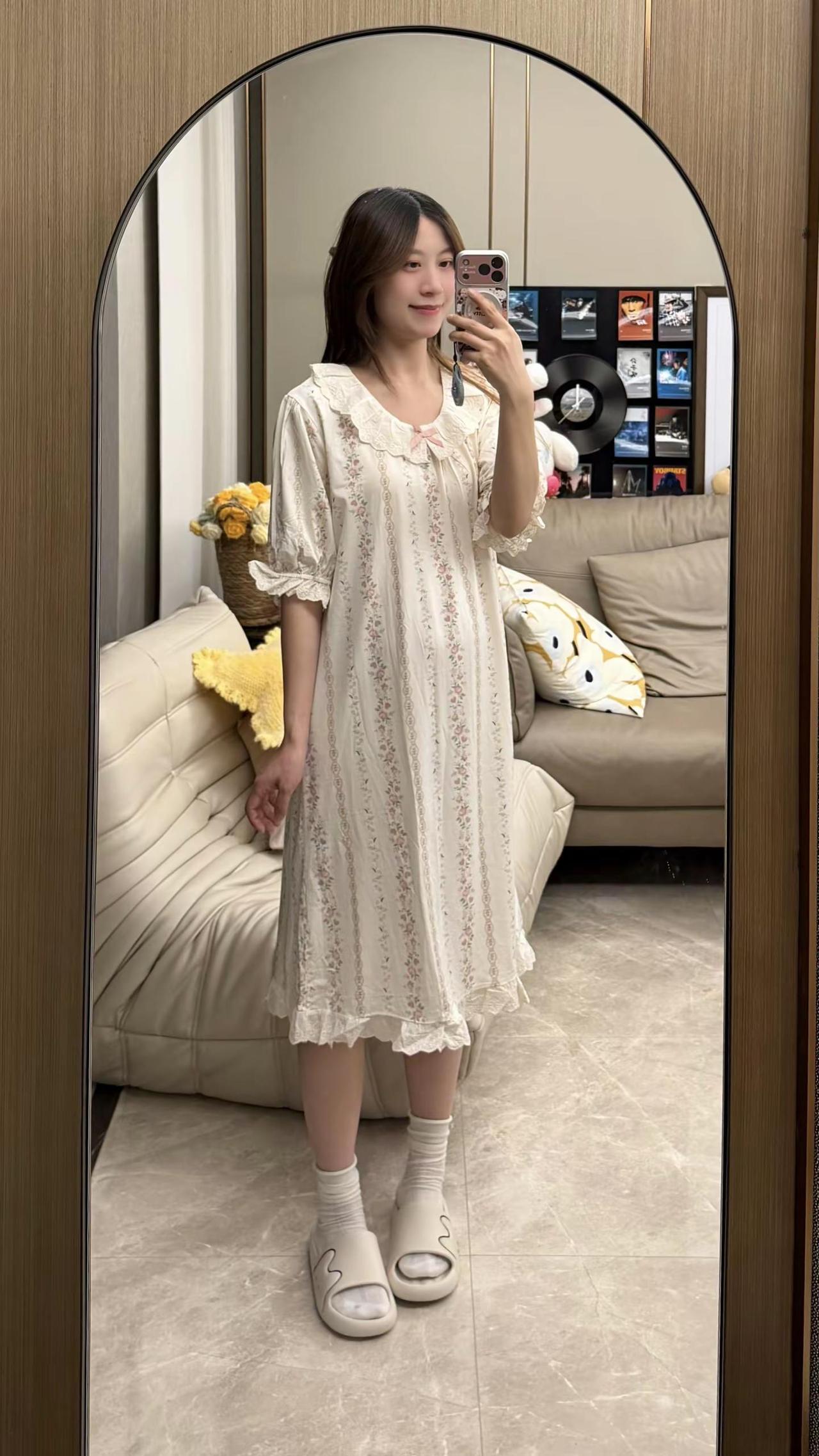 电子姐妹们快来帮我选一件，1还是2～话说谁能想到这是童装哈哈哈哈哈～睡裙无法
