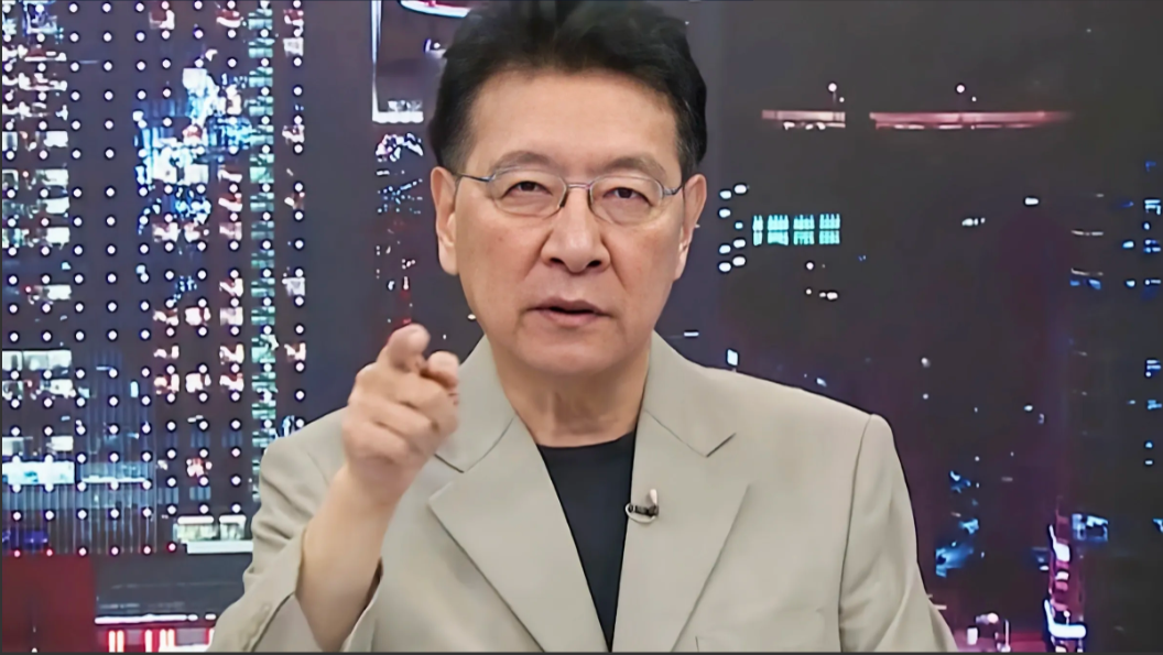 赵少康：幸好国台办这次没有出来讲话，不然大罢免国民党还真不一定能稳赢啊！一网友怒