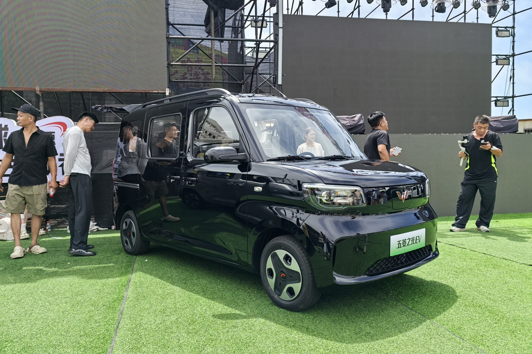 新车情报局2025年7月23日，五菱之光EV305km进取型正式上市。新车是