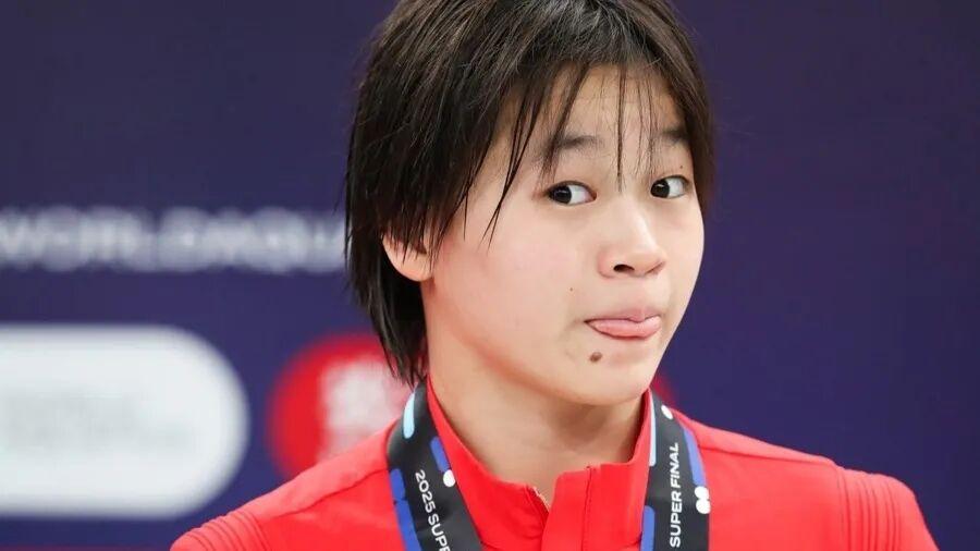 2007年：出生于广东湛江迈合村。​2014年（7岁）：被体校教练发掘，开始练