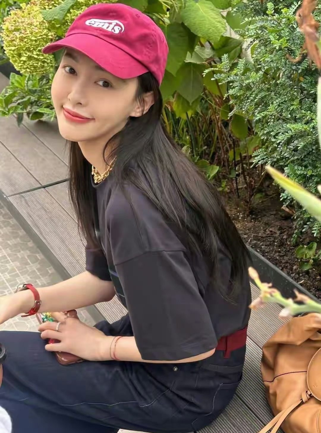 43岁唐嫣这状态太显年轻了，嫩的像女大学生！