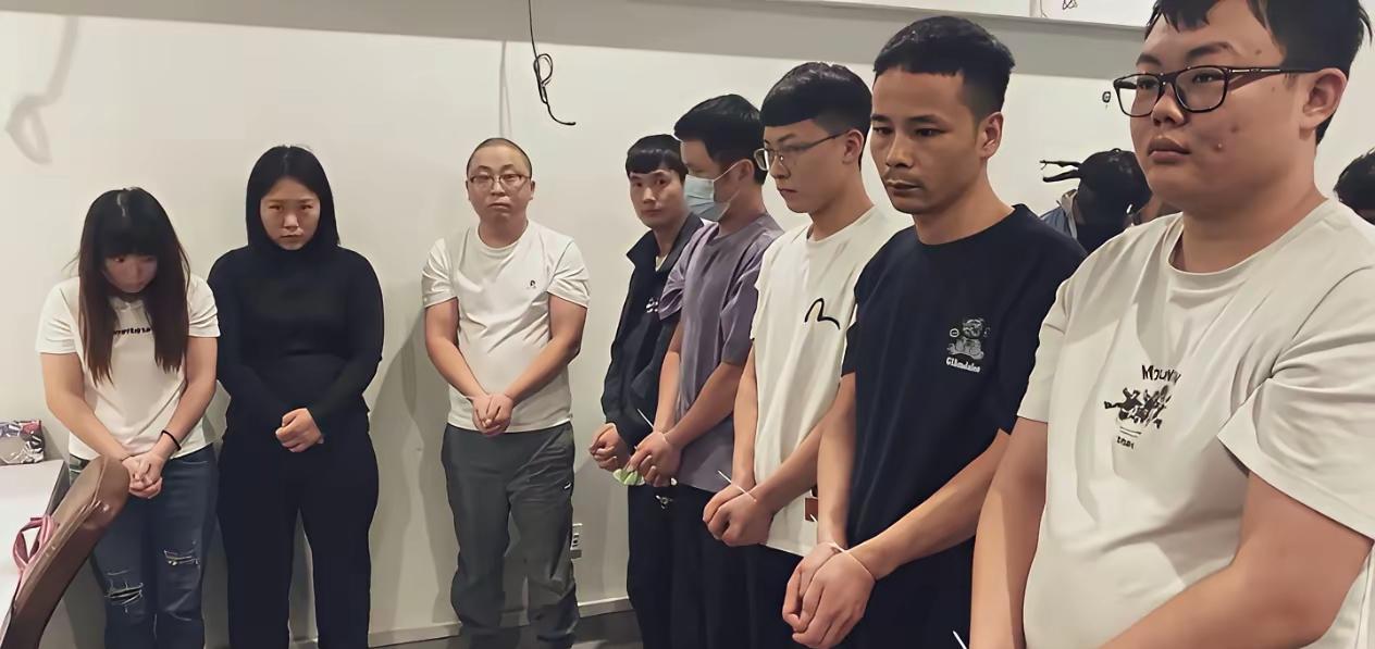 电诈猛于虎也，近日在国外已经发生了强烈地电诈现象，在巴基斯坦已经抓获了17名电诈