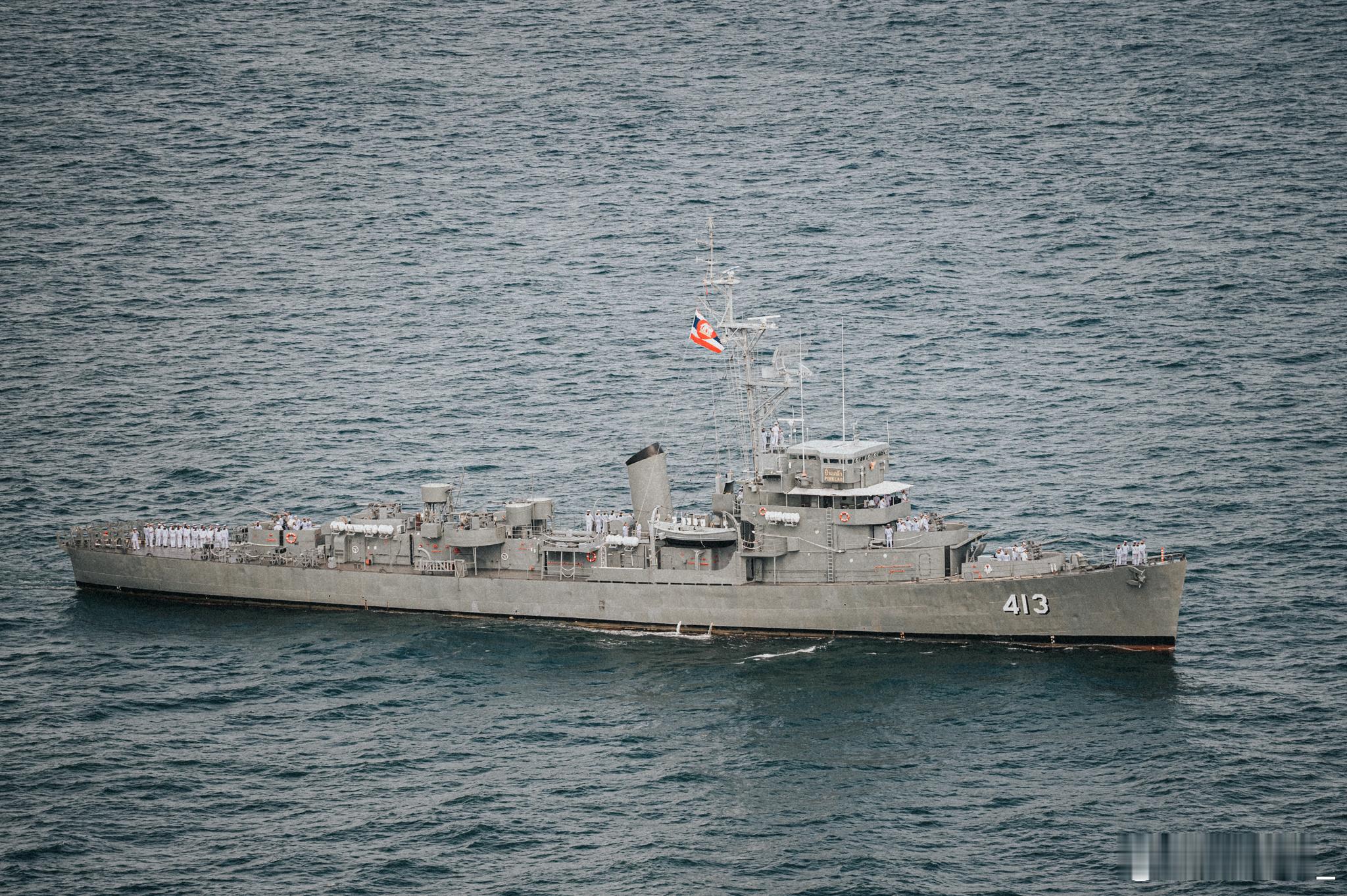 泰国海军前天举行DE-413“Pinklao”号护航驱逐舰的退役仪式。此舰是二