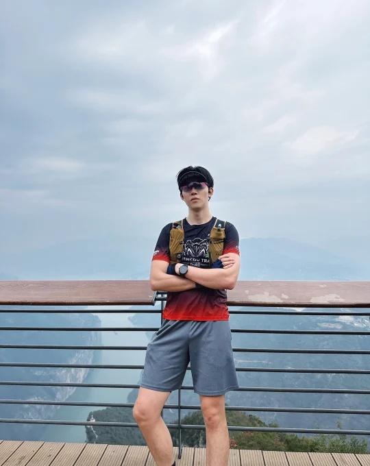 三峡之巅轻松拿捏今日特种兵行程x早上8点从重庆动车到奉节，租车前往白帝城。景区