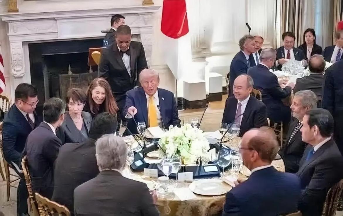 高度警惕！近日，结束访美的日本外相茂木敏充向日本媒体介绍访美成果时称：“在招待