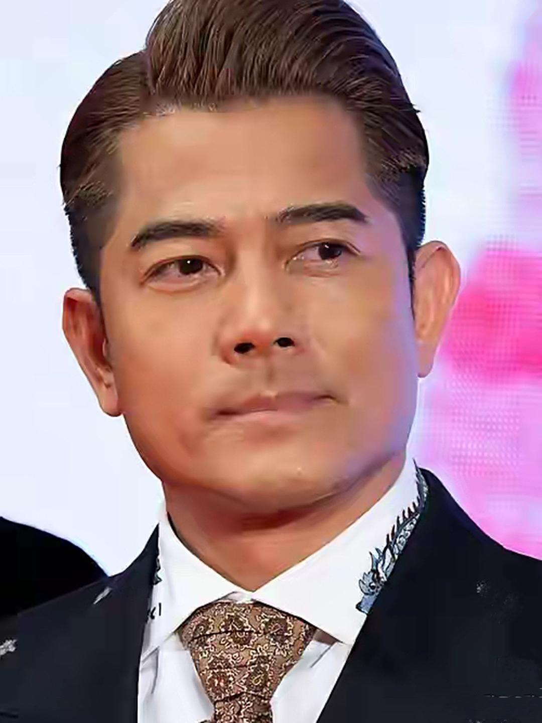 59岁郭富城宣布暂停工作，原因太暖了！天王郭富城在澳门演唱会现场宣布：巡演结