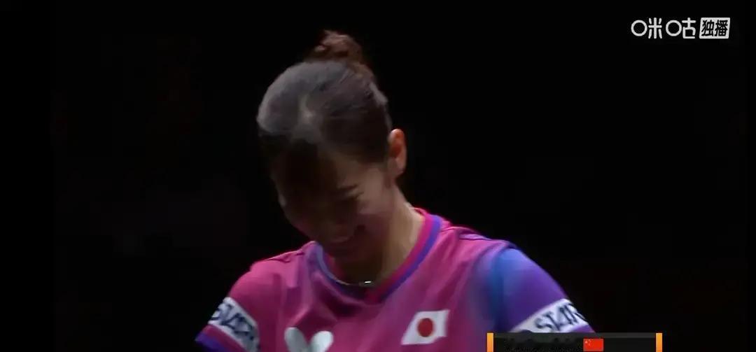 WTT香港总决赛女单最后一场四分之一决赛。孙颖莎对阵长崎美柚。第四局长崎0