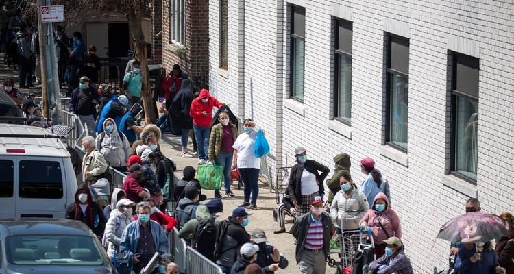 最近TikTok上出了个稀奇事：几十万美国年轻人放着本土的可乐雪碧不喝，天天刷视