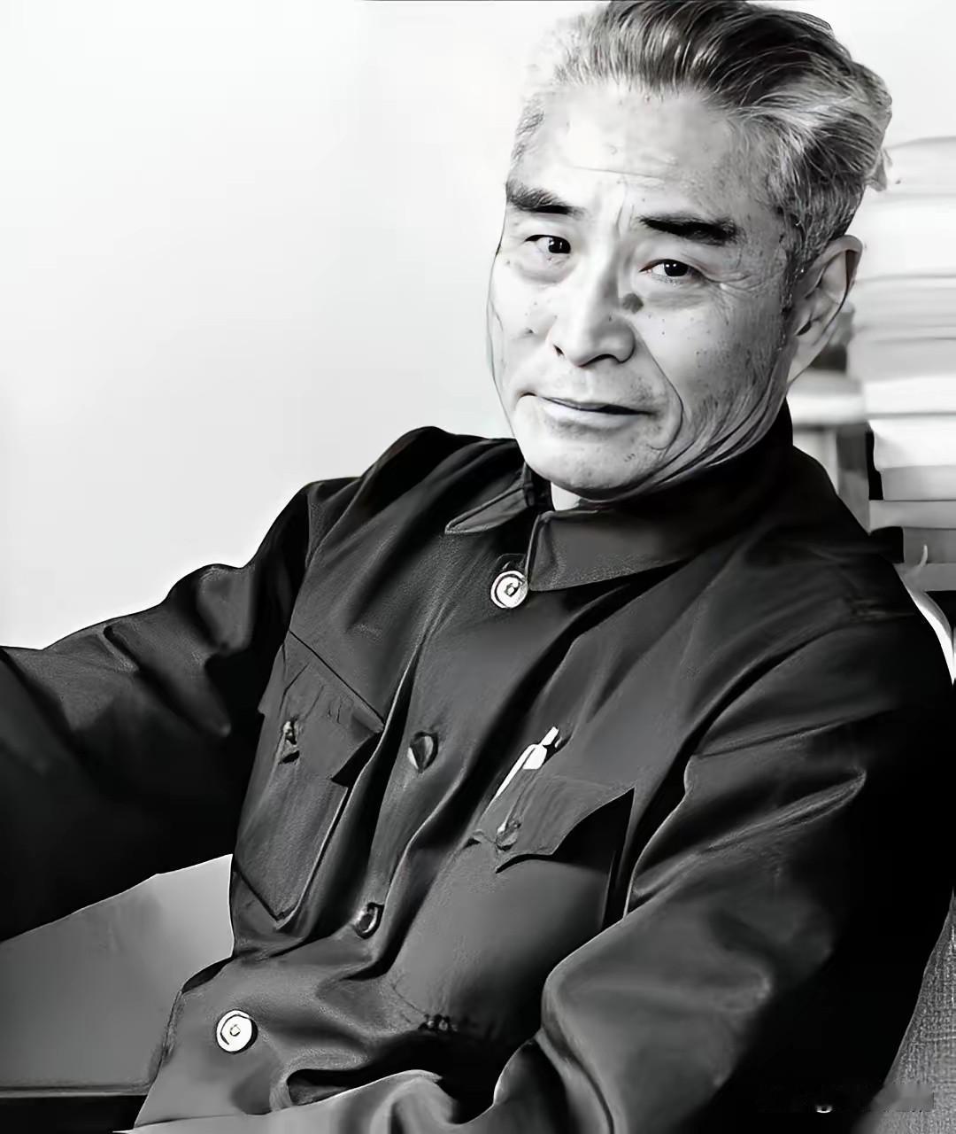 1989年，黄维即将访问台湾时，面对国民党劝他留下的请求，他当场严词拒绝！