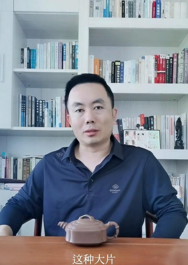 华表奖这次花落青岛非常热闹，这是华表奖第一次出北京，繁华背后谁出力最大？万达的