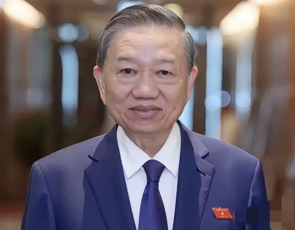 越南国会消息！4月12日，越南国会突然扔出一个重磅决定：把免收燃油税的政策直接