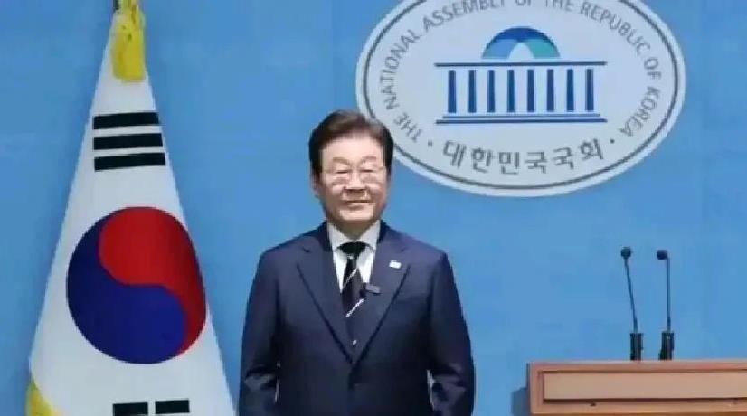 韩国出现反华分子猖狂！据报道，中国驻韩国使馆遭到反华分子的打砸破坏，韩国警察出