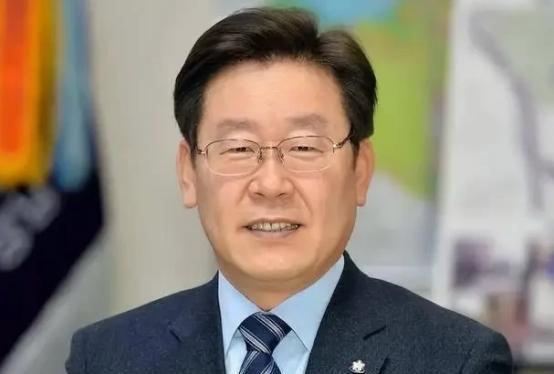 围堵中国使馆，中国正式发函韩国，这一次，中方动真格了。不是抗议，不是警告，是一