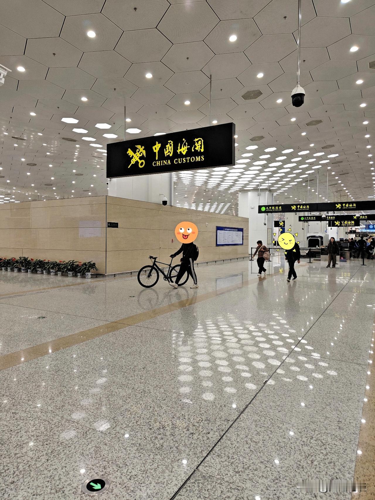 好奇！携带自行车入境澳门后，在哪里骑呢？澳门没有非机动车道。是在机动车道上骑呢