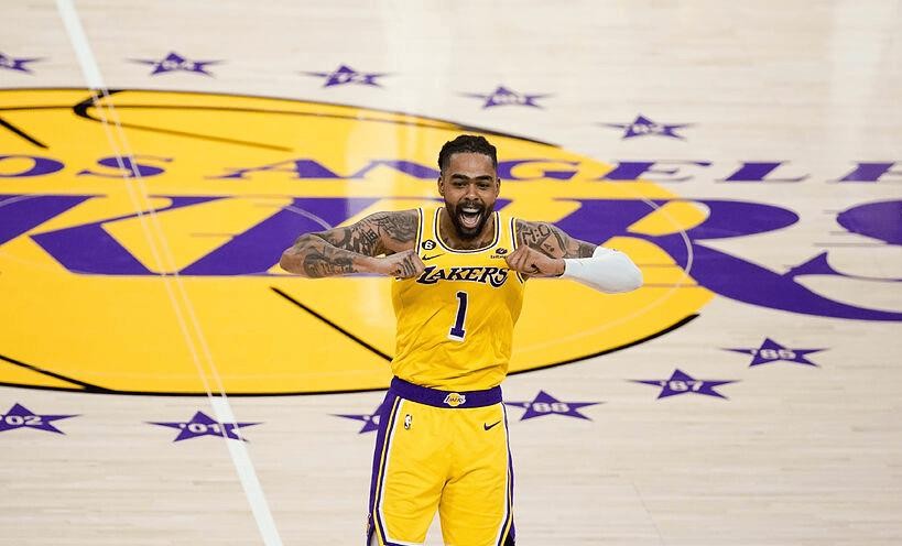 看体育版聊到这事，还挺有意思。马布里接受采访就说，拉塞尔这些年NBA混得憋屈，换环境试试挺好，真需要