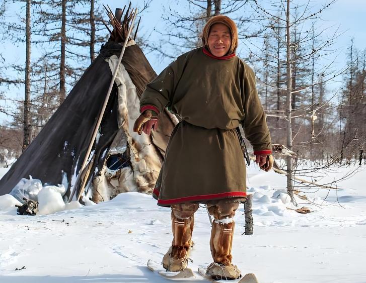 丹麦与美国，都无权争夺格陵兰岛，因为岛上居住的人种和他们完全不一样。先说说格