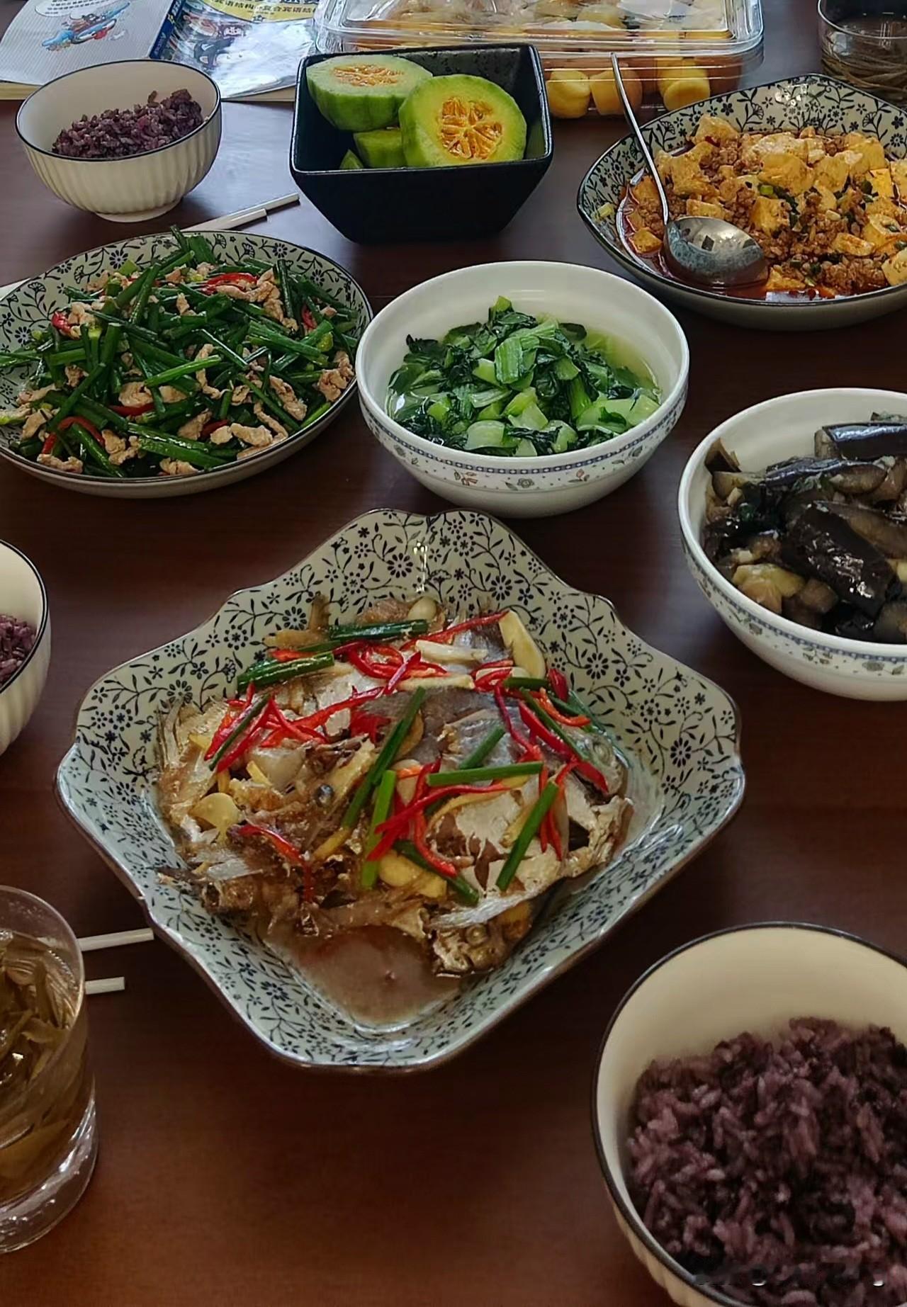 你是不知道那些玩老车的人，他们要在老车上花多少钱？很多人说二手老车排量大，油耗也