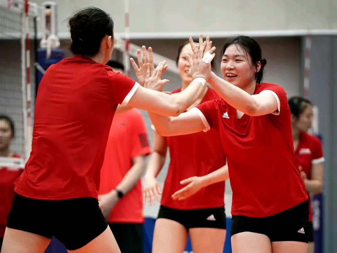 中国女排世界联赛16人名单尘埃落定，江苏队7将入选！5月27日，国际排联