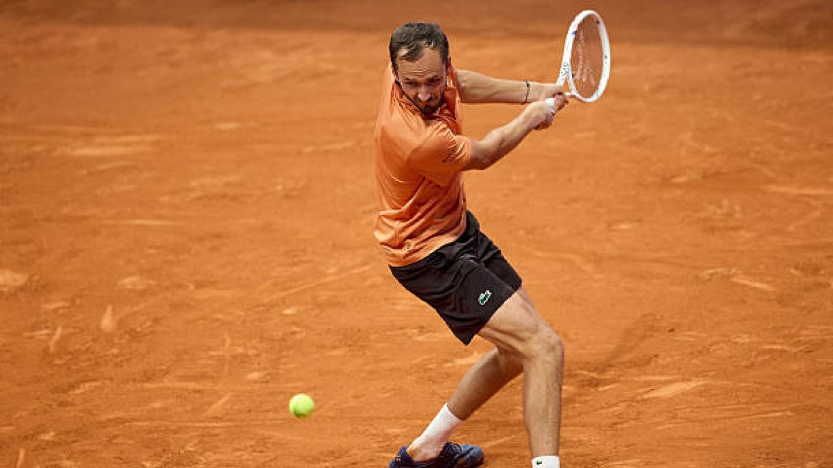 ATP1000罗马大师赛的头两位八强选手已决出：鲁德仅丢4局送走穆塞蒂，也将穆塞