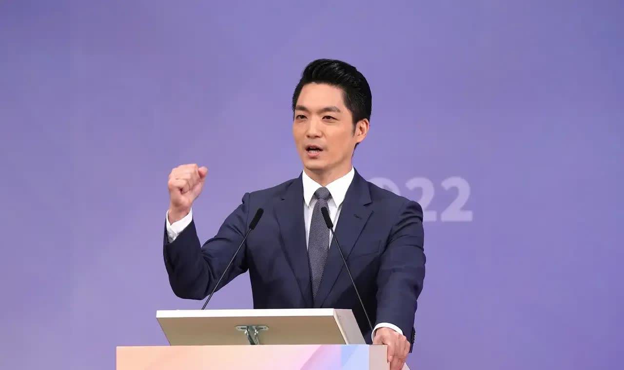 蒋万安连任台北市长不会有问题，即便民众党派黄珊珊或黄国昌参选，蒋万安也会顺利连任