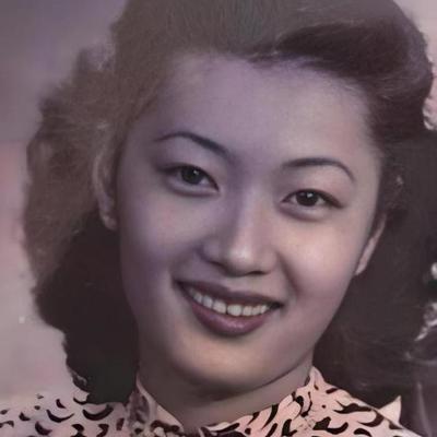 1946年，孔祥熙女儿逛公园遭军阀公子街头调戏，她立即举枪便射，两人互射十几发，