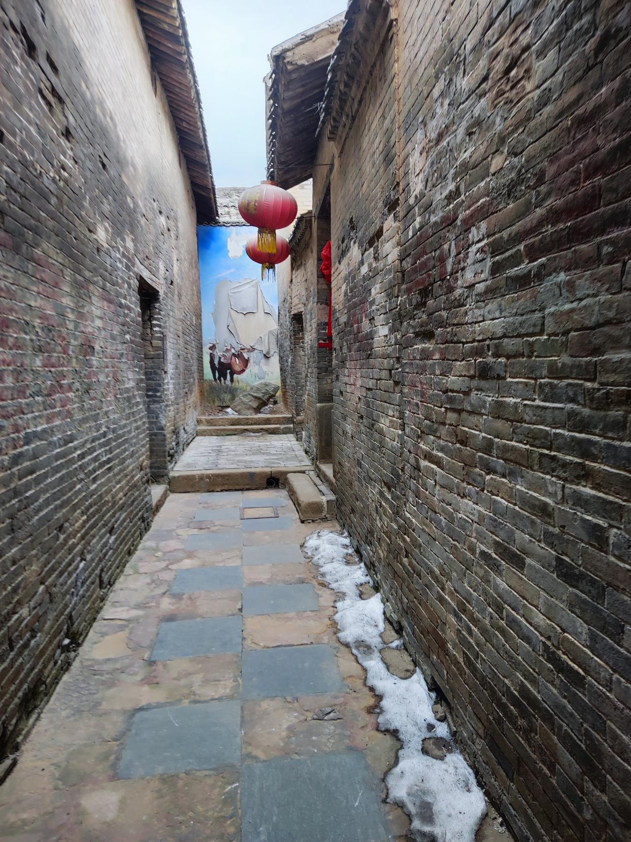 水的7种智慧，照见人生的最优解老子从水的本性延伸出“七善”法则，覆盖立身、