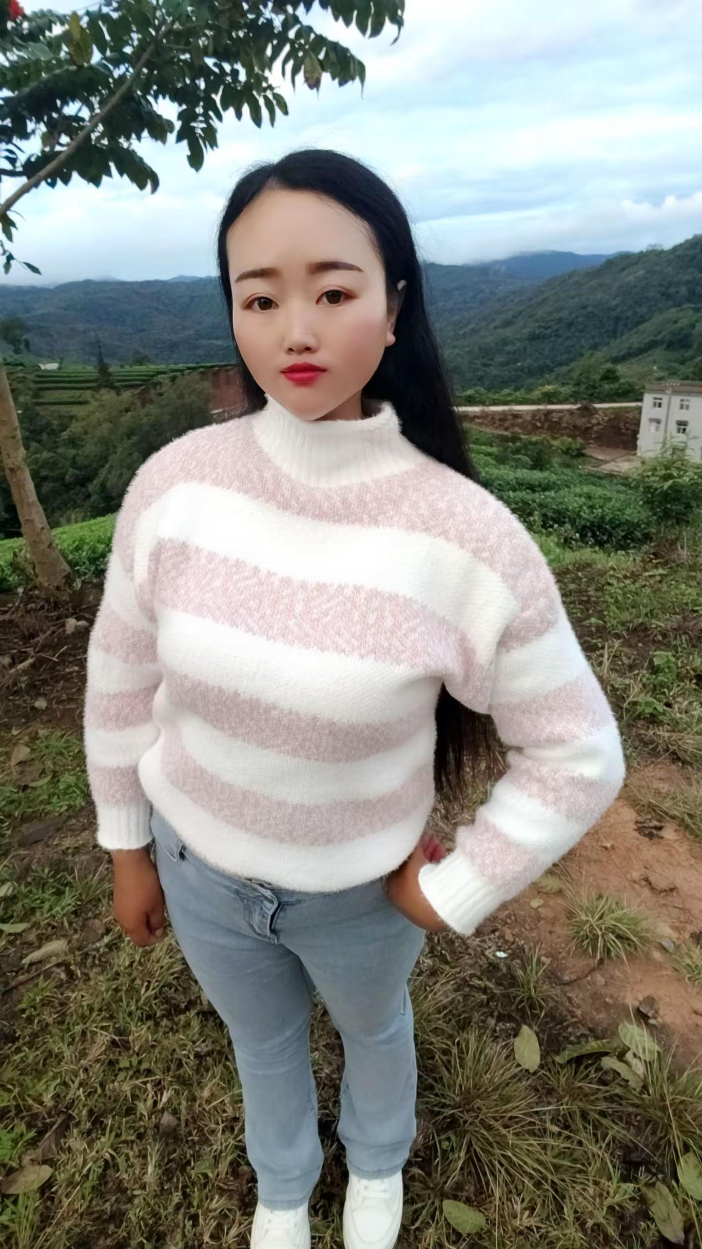 紧身牛仔裤微胖女生单身小姐姐<...