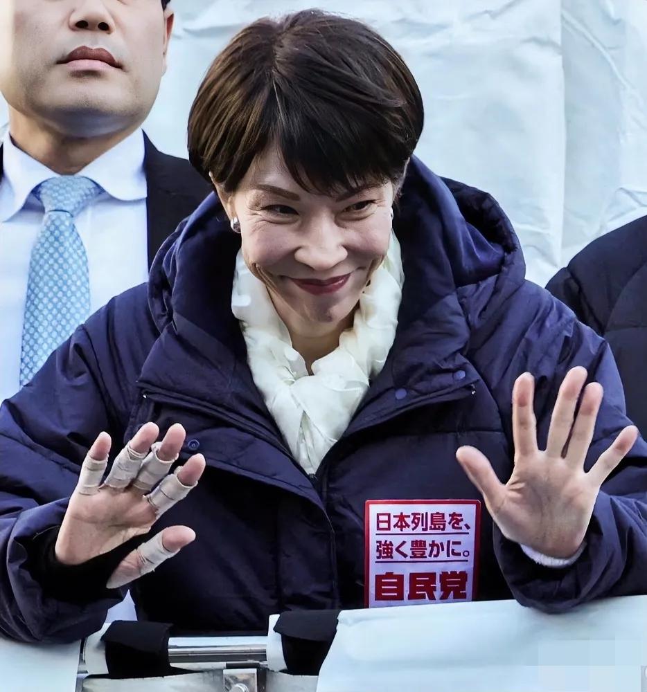 高市早苗连环小动作：掐点搅局，遏华算计不断当地时间2月24日傍晚，日本首相