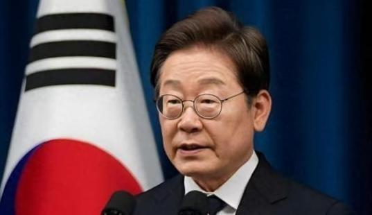 李在明可能是韩国历史上最厉害的总统之一，因为他亲手终结了韩总统的“心腹大患”——