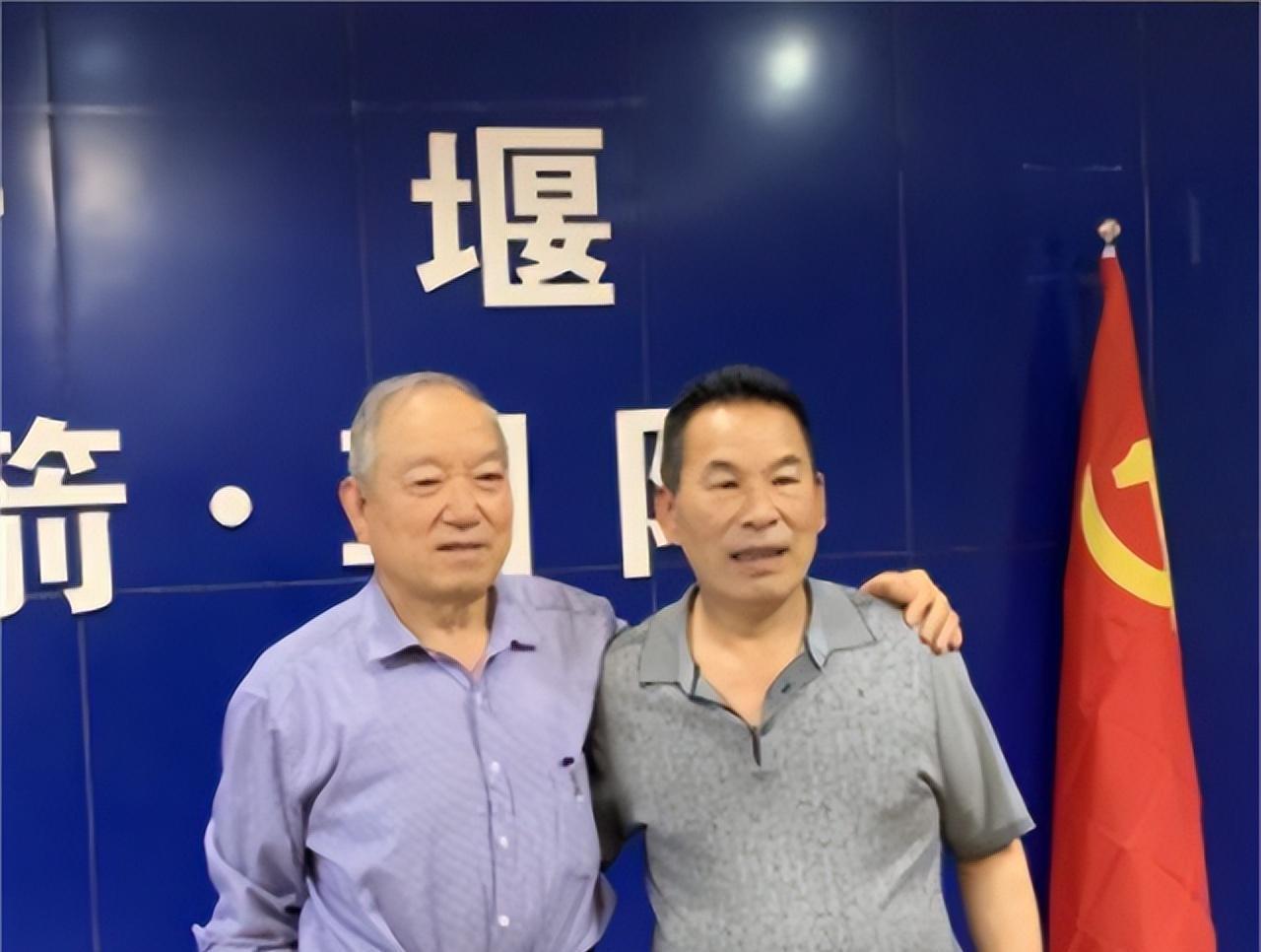 1988年，湖北男子出于义气借给朋友5万元，可没想到的是，好友拿到钱后消失的无影