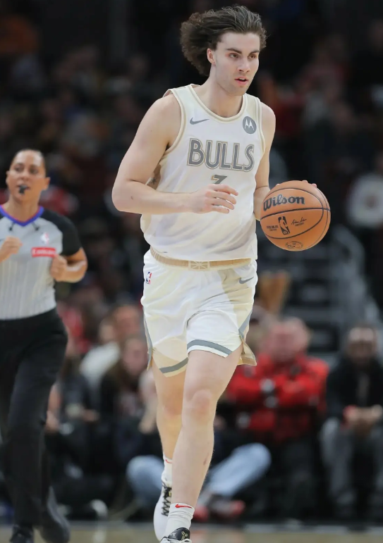 又帅又能打的基迪，怎么连3000万美元的年薪都拿不到呢？据NBA记者报道，虽