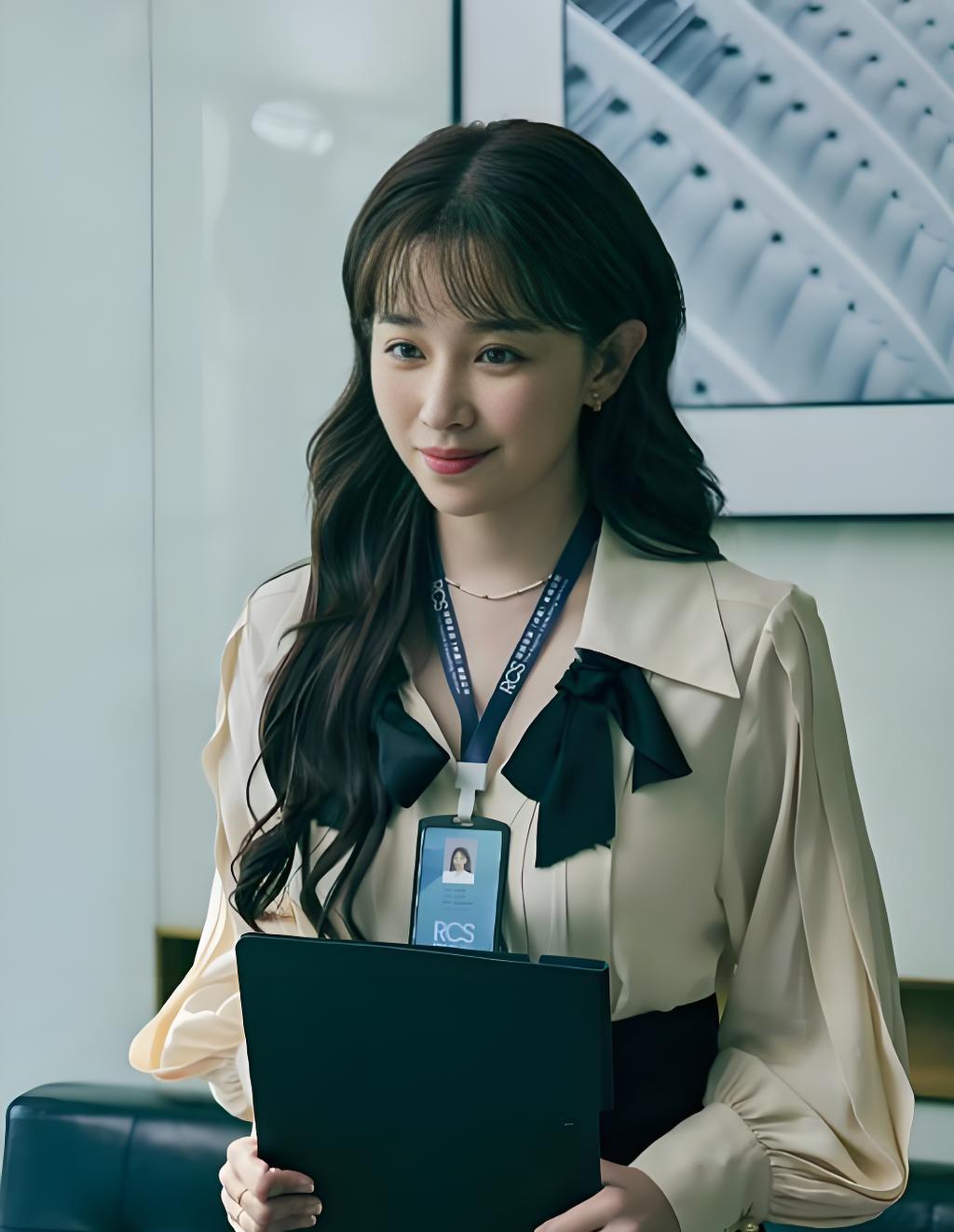 “甜妹”滤镜碎一地？！阚清子这次竟然演了个“狠角色”，彻底颠覆你对她的所有想