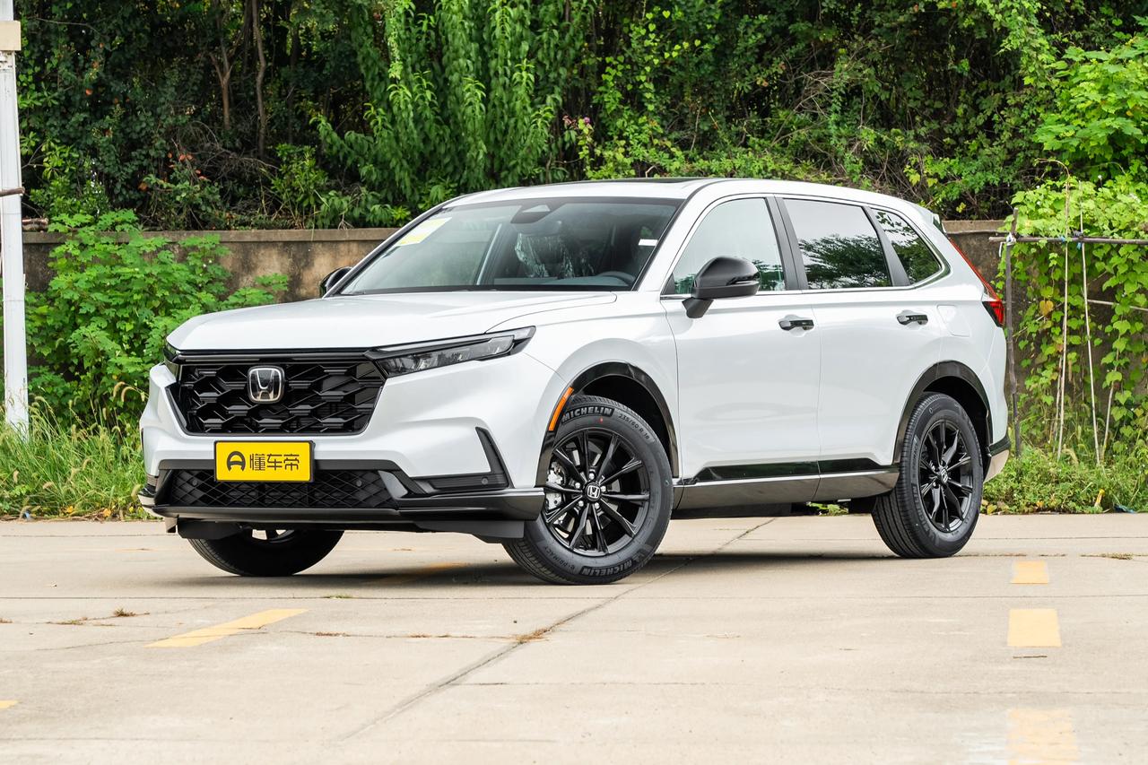 在二手中型SUV市场，本田CR-V凭借均衡实力常年稳居热门榜，3年近68%的保值