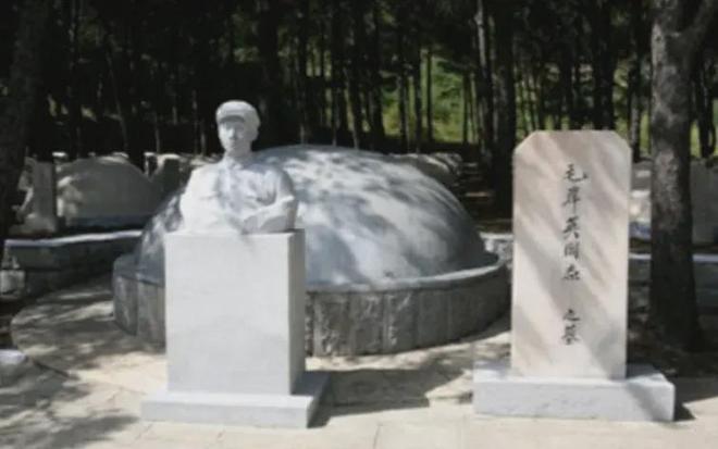 千万别轻看毛岸英的牺牲！这绝不是命运无常的巧合，也不只是一位父亲的丧子之痛，而是