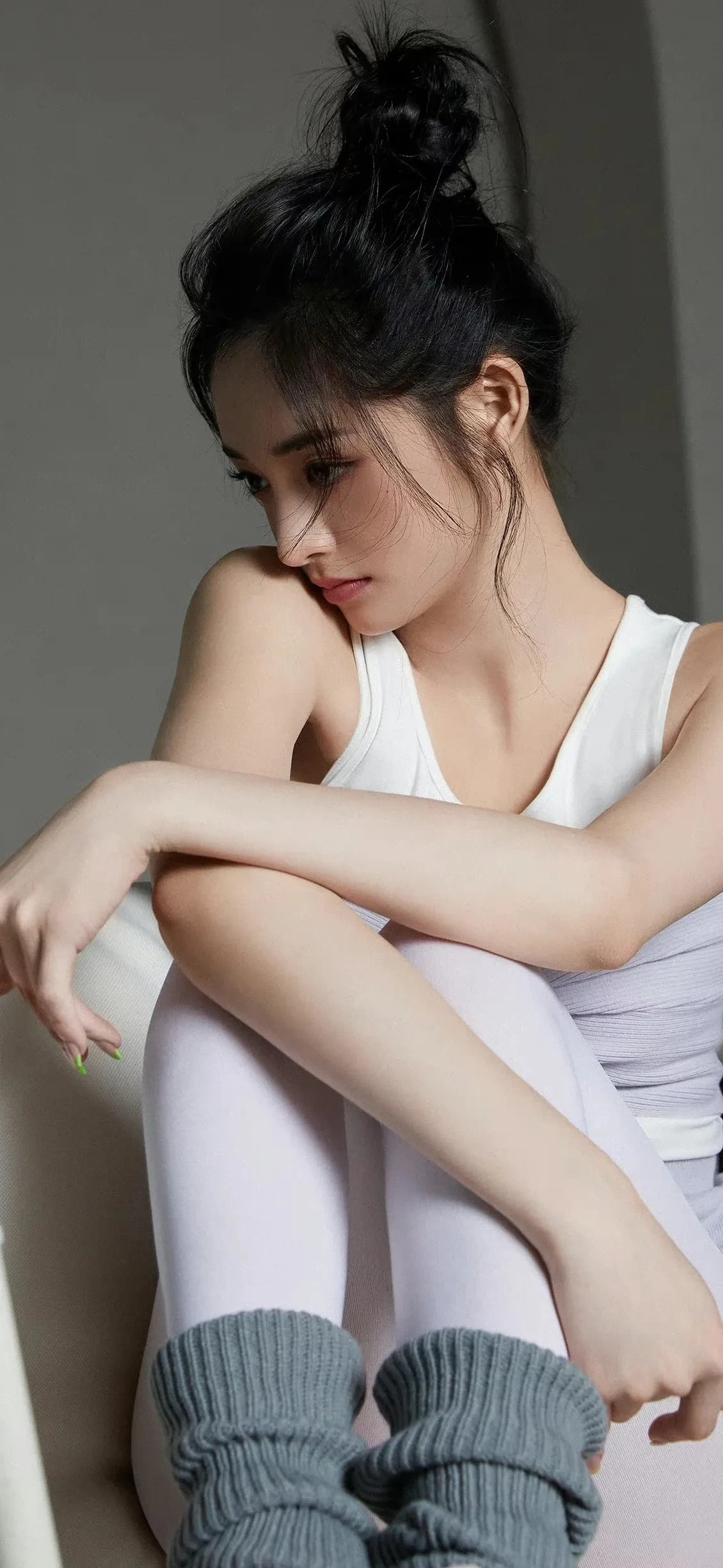 周洁琼的一组舞蹈服甜美系图集，姐姐身材真好。周洁琼