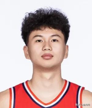 我就说啊，年轻球员，一点定要好好沉淀沉淀。张文杰前面刚打了两场好球，马上就发了两