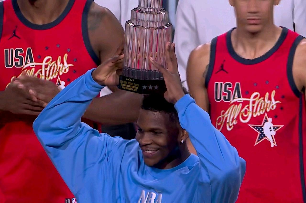 爱德华兹荣获2026年全明星mvp！不得不承认的3点事实……第一：爱德华兹（