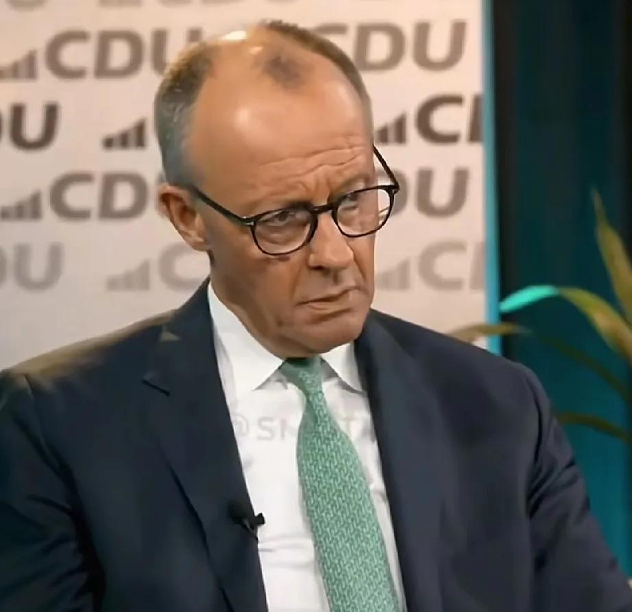 回旋镖终于扎自己身上了！欧盟当初高调宣布永久冻结俄罗斯资产的时候，恐怕没料到这波