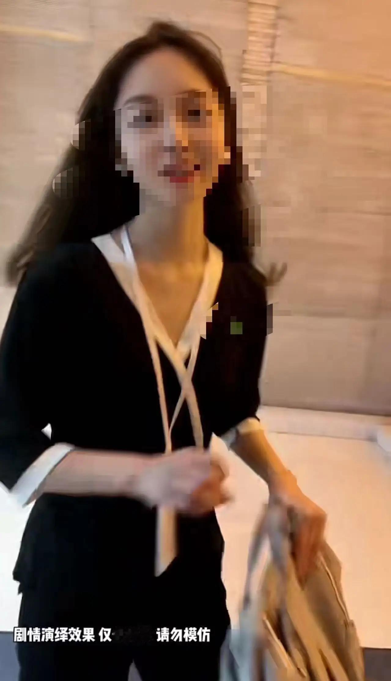 这个段子太扎心了！月入3万的程序猿，叫了一个“按摩女”上门服务。期间，程序猿炫耀