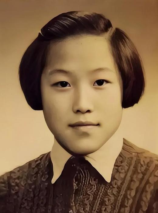 1971年，陕西一个老光棍图便宜，娶了小自己10岁又坐过牢房的女大学生，谁知，几