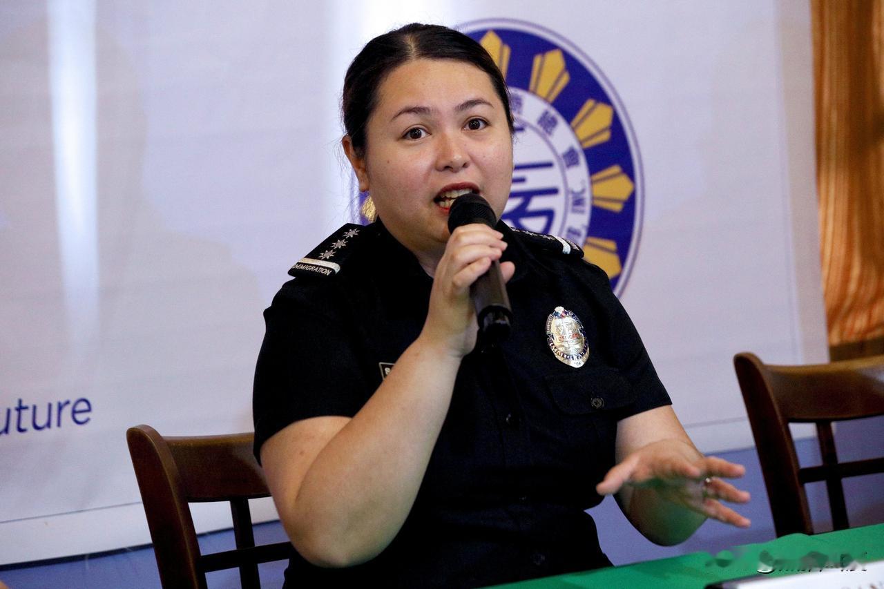 实锤澳大利亚父子枪手确实是印度人。菲律宾出入境管理局发言人戴娜·山多瓦尔，在