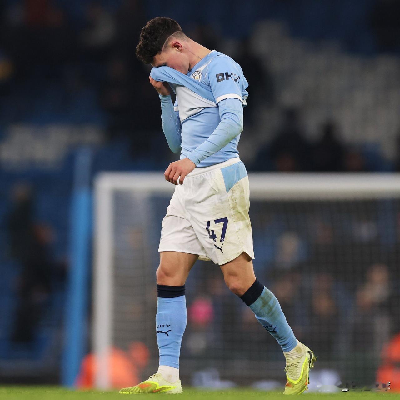 从目前情况来看，曼城将在周二对阵博多/格林特的欧冠赛场上面临十四名球员缺阵：