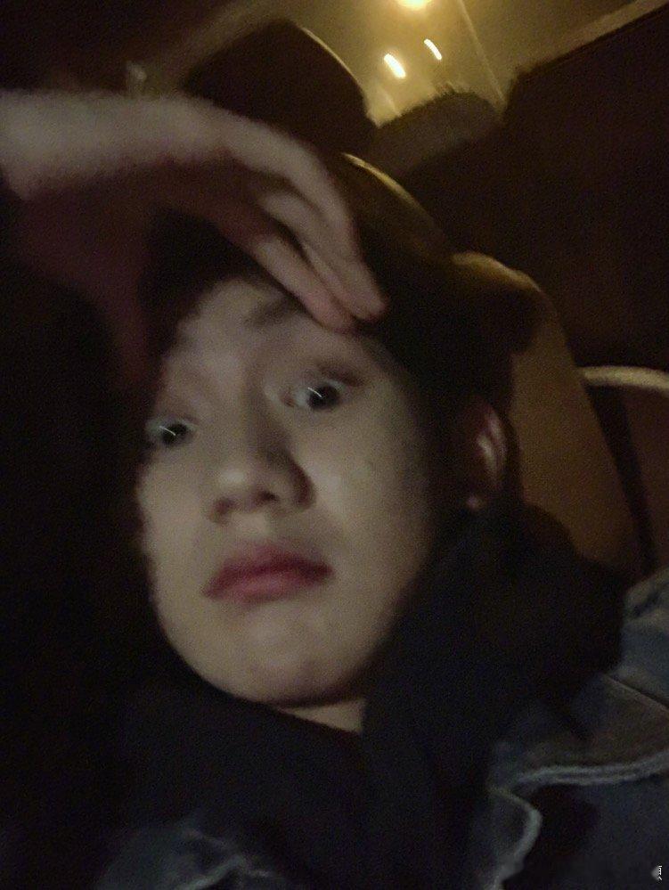 心情如下图：嫂嫂你说话啊​​​