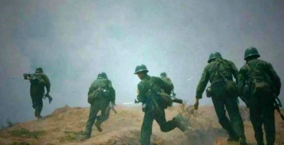 1979年，我军侦察兵过境抓俘虏，5分钟就活捉1人，击毙2人，自身零伤亡。谁知